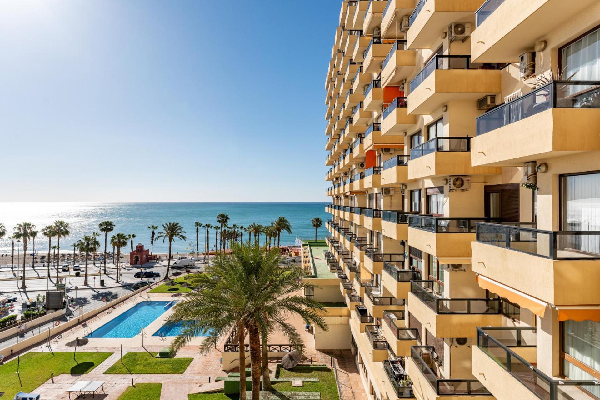 בנאלמדנה Malagasuite New Aloha Playa מראה חיצוני תמונה